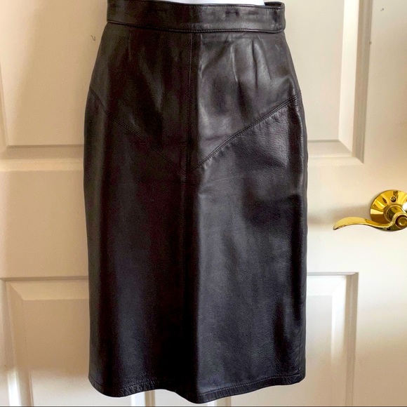 STAR LEATHER Dresses & Skirts - Star Leather Black Pencil Skirt. Fully lined. 🇺🇸 USA made!